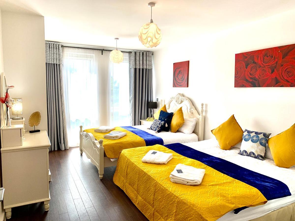 2-Bedrooms Modern Apartment Next To Velodrome, Lounge, Balcony, Parking, Abba Londra Dış mekan fotoğraf