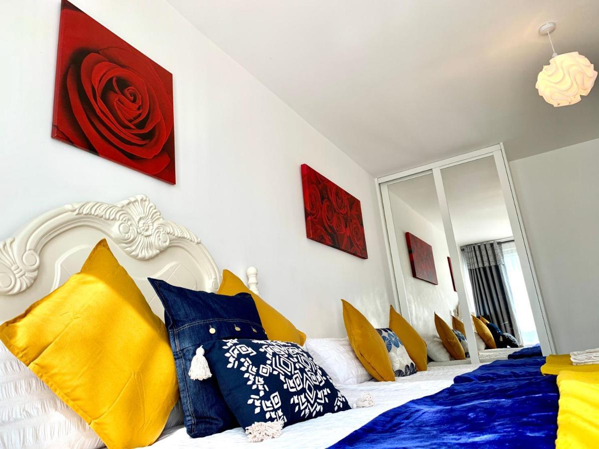 2-Bedrooms Modern Apartment Next To Velodrome, Lounge, Balcony, Parking, Abba Londra Dış mekan fotoğraf