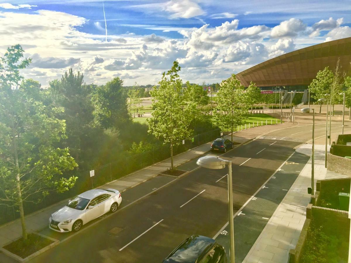 2-Bedrooms Modern Apartment Next To Velodrome, Lounge, Balcony, Parking, Abba Londra Dış mekan fotoğraf